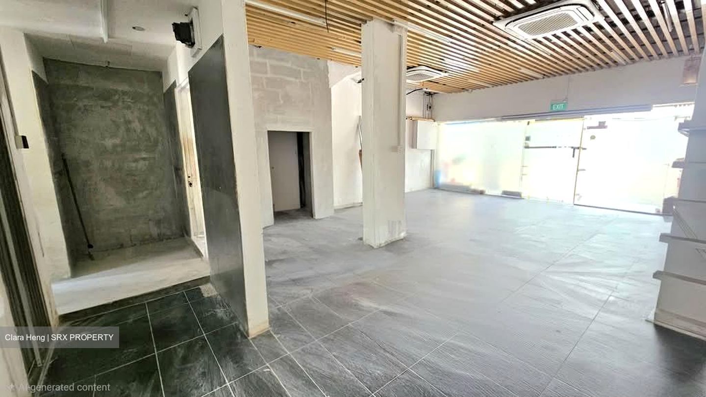 Cheng San Centre (D20), Shop House #589431131